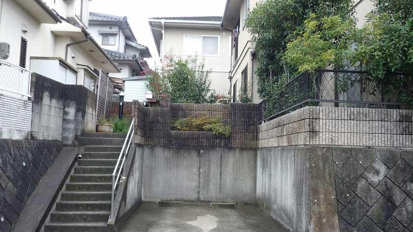 Parking lot