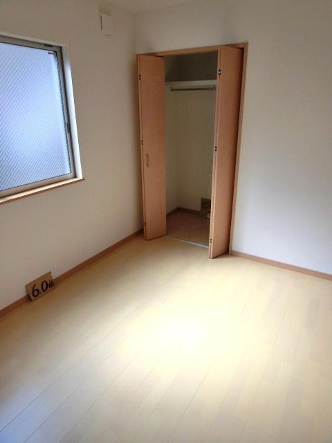 Non-living room. Room (August 2013) Shooting