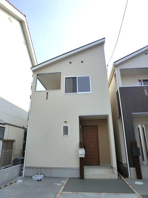 Local appearance photo. Local (August 2013) Shooting