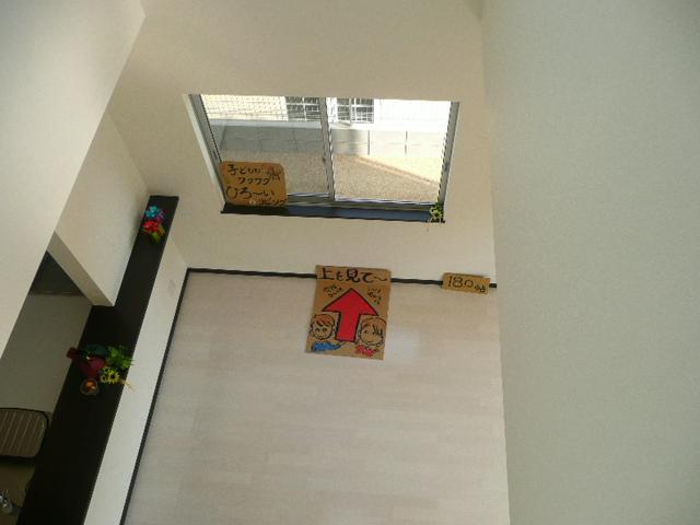 Other introspection. Living as seen from the 2F blow. It is safe is always felt close to the family