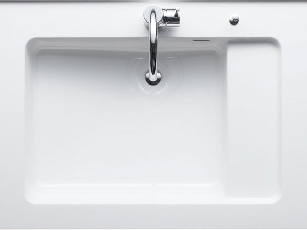 Bathing-wash room.  [Organic glass-based new material basin counter] Adopt a spacious rectangular clear proof counter provided with a step on the inner side of the ball. It can be placed, such as soap and cup, It is upscale design.