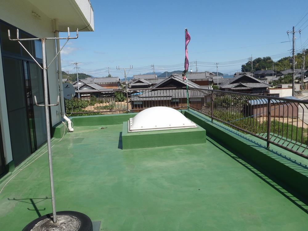 Balcony. It is wide open deck