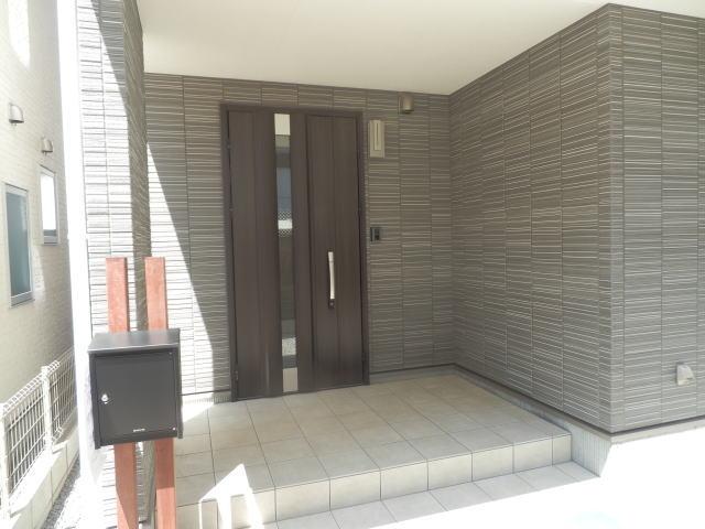 Entrance. Heavy entrance door (with a card key) and a spacious porch. 