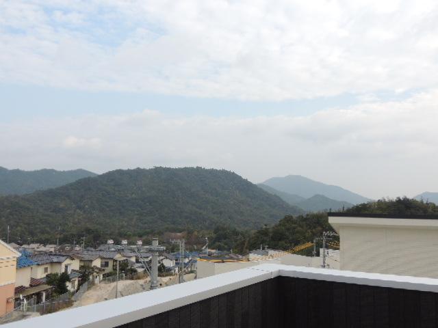 View photos from the dwelling unit