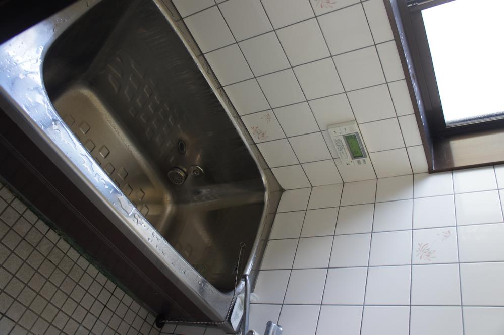 Bathroom. Indoor (April 2013) Shooting