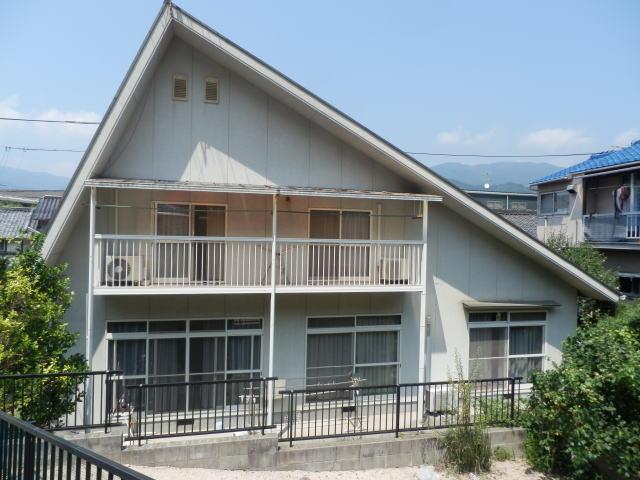 Local appearance photo. This image from the south. Hito is best to hang out the laundry and bedding because it is good.