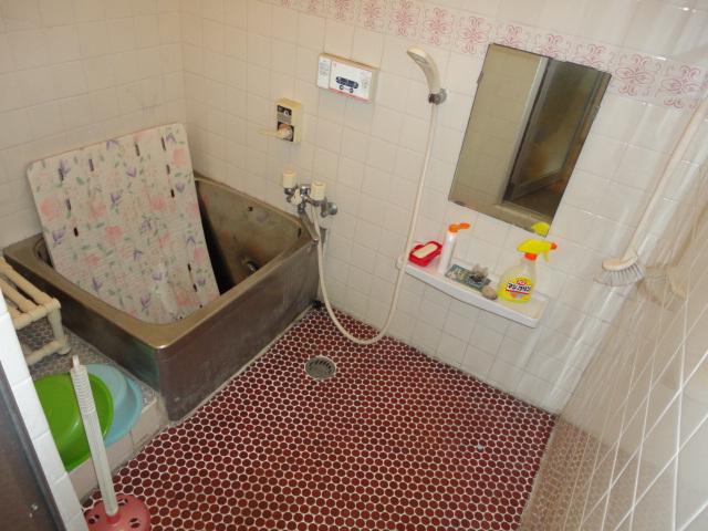 Bathroom. There is also a shower!