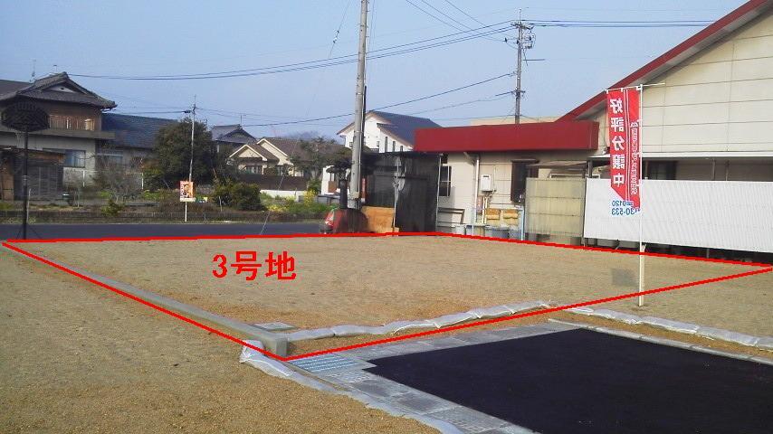 Local photos, including front road. Local (February 2012) Shooting