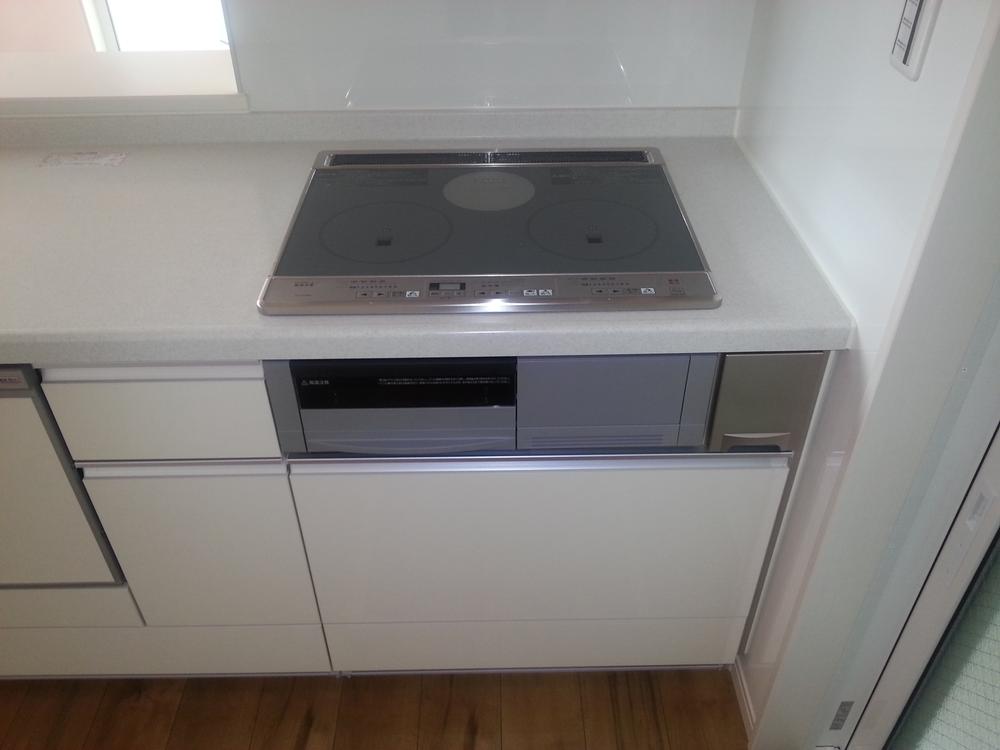 Kitchen. Local (September 2013) Shooting