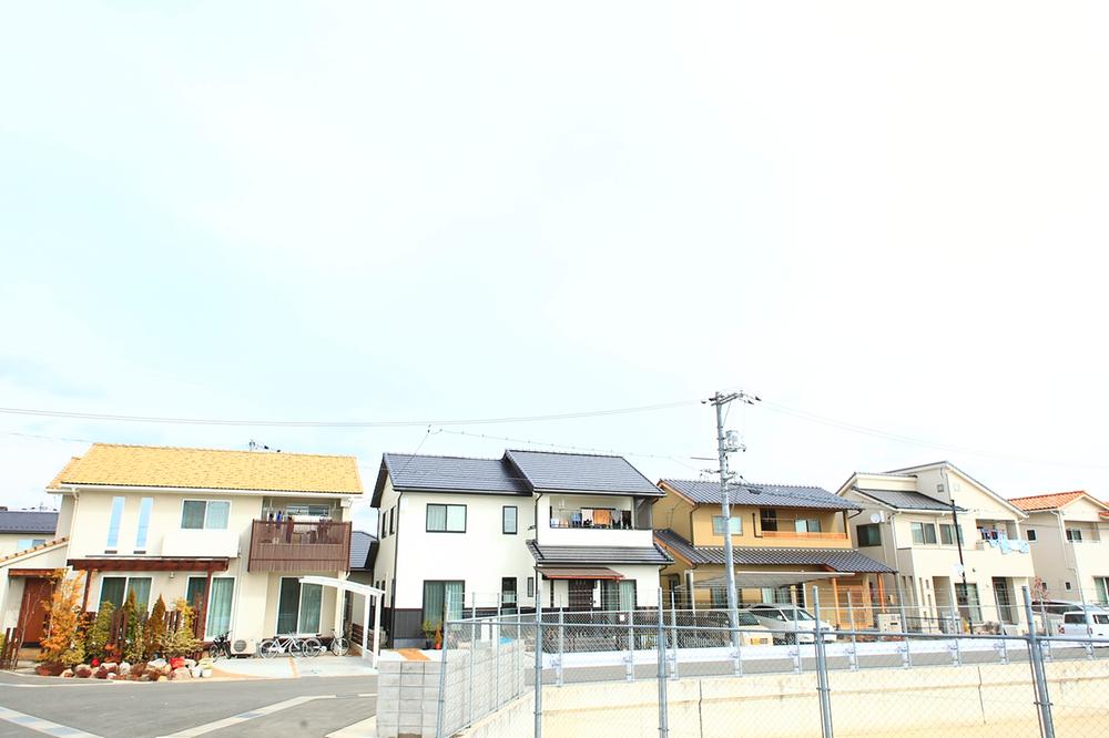 Sale already cityscape photo. Sale already the city average