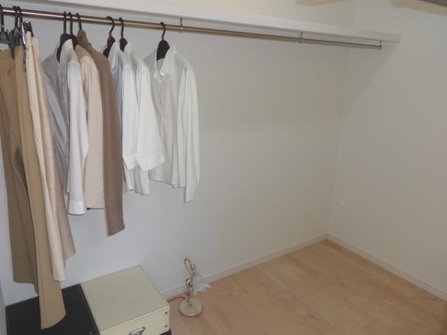 Receipt. Local (10 May 2013) Shooting