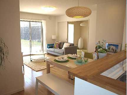 Living. Indoor (10 May 2013) Shooting