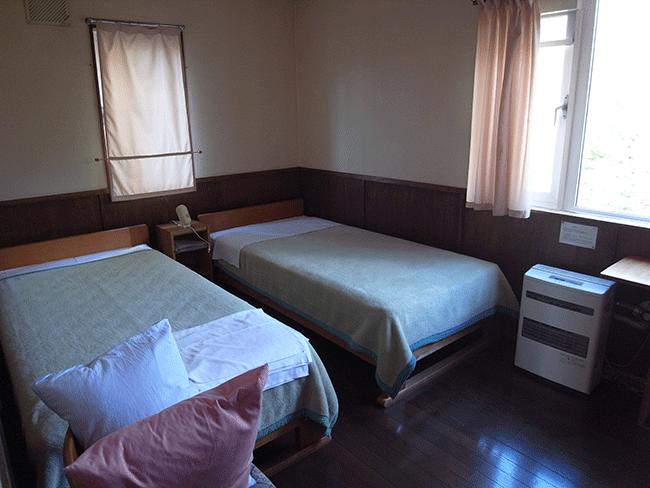 Non-living room. It is one of the room.