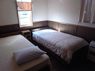 Non-living room. It is one of the room.