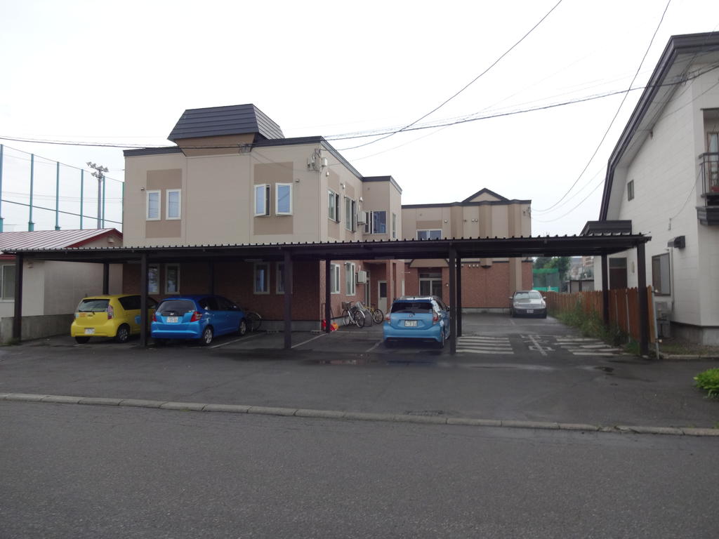 Parking lot. Car of snow removal is not necessary even in the winter because the car port is attached!