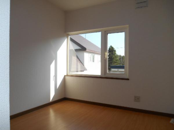 Non-living room. ■ 2F Western-style 6 Pledge