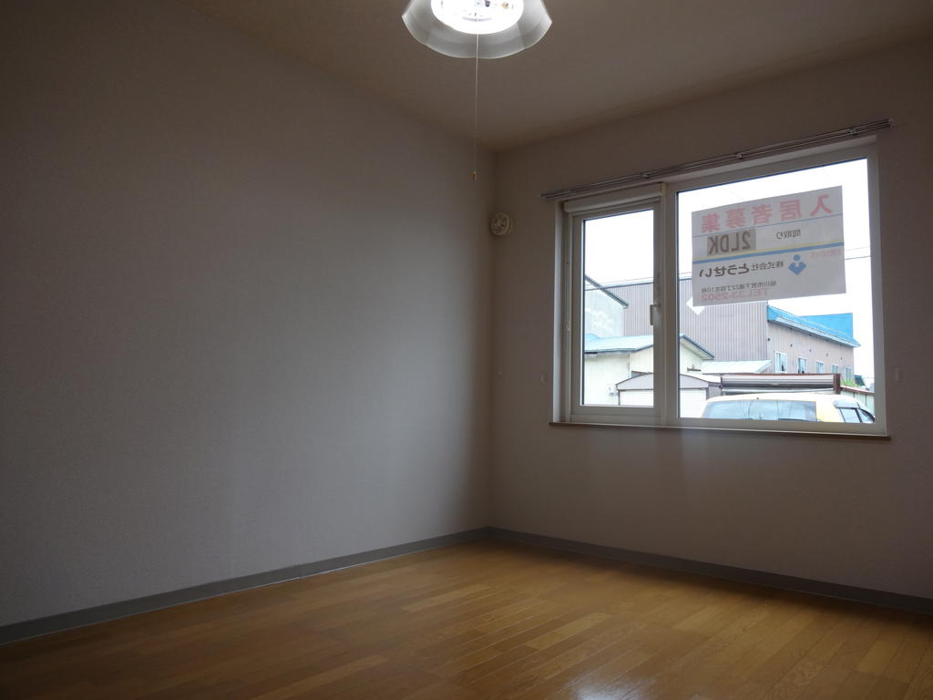 Other room space. Flow Long shiny ☆