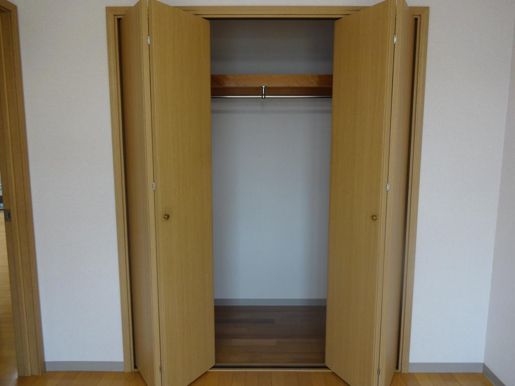 Receipt. Pat if there is this clothes accommodated