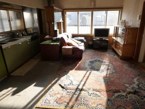 Living. Calm and peaceful space of kitchen and living room