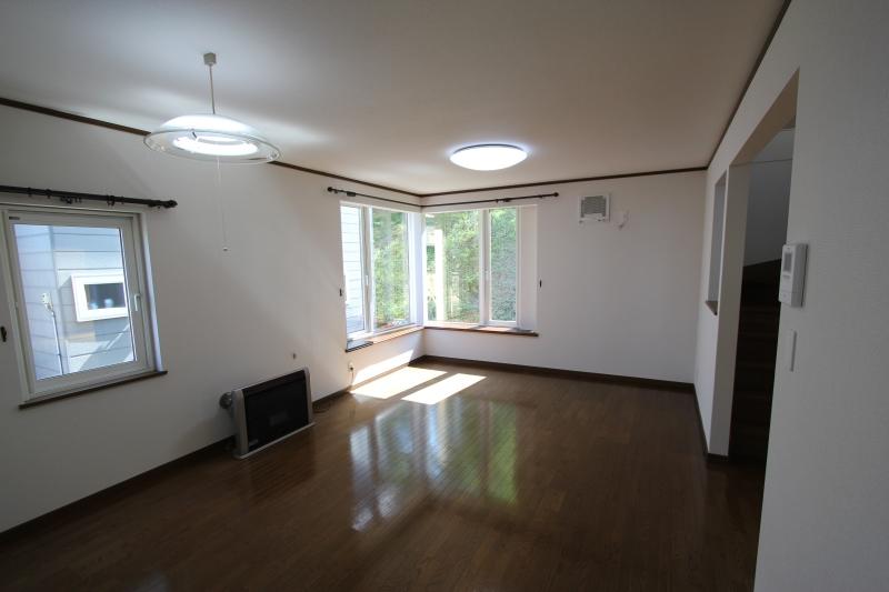 Living. ☆ Kerosene stove (Agureshio) is a new article ☆