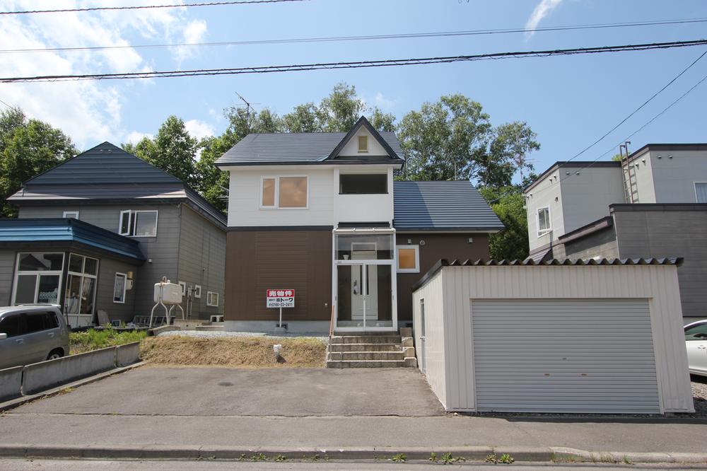 Local appearance photo