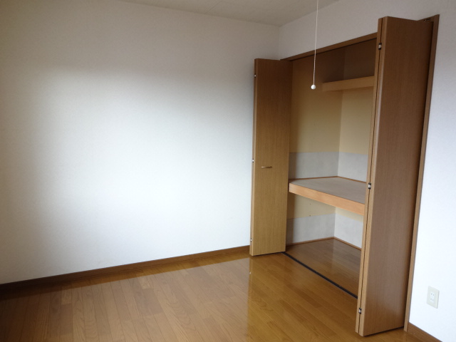 Other room space. Useful for large storage space!