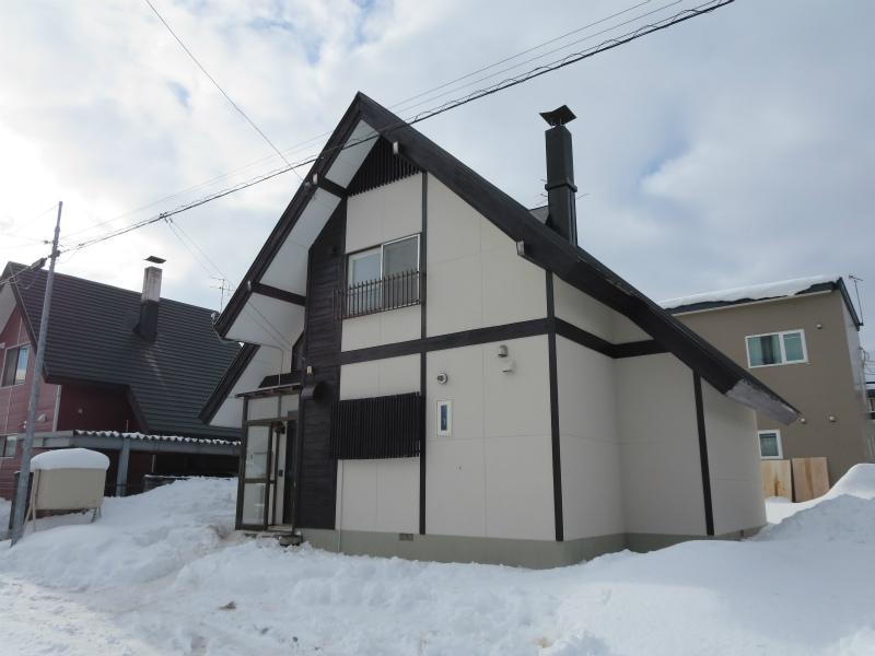 Local appearance photo. ■ Japanese-style appearance ~ Parking is available two ~