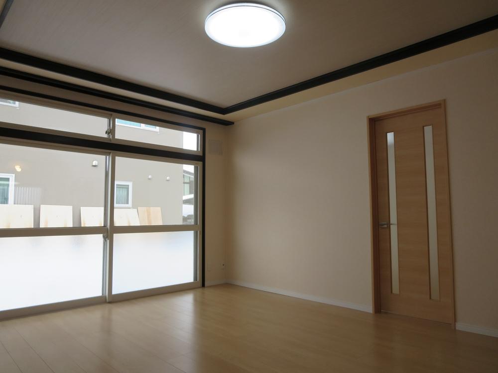 Living. ■ It is another angle of living ~ Sash has established a new pair glass ~