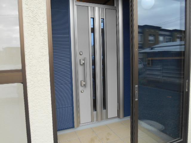 Entrance. ☆ Established a new entrance door insulation ☆