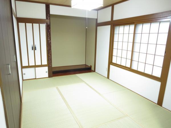 Other introspection. First floor Japanese-style room 6 tatami It was tatami mat replacement