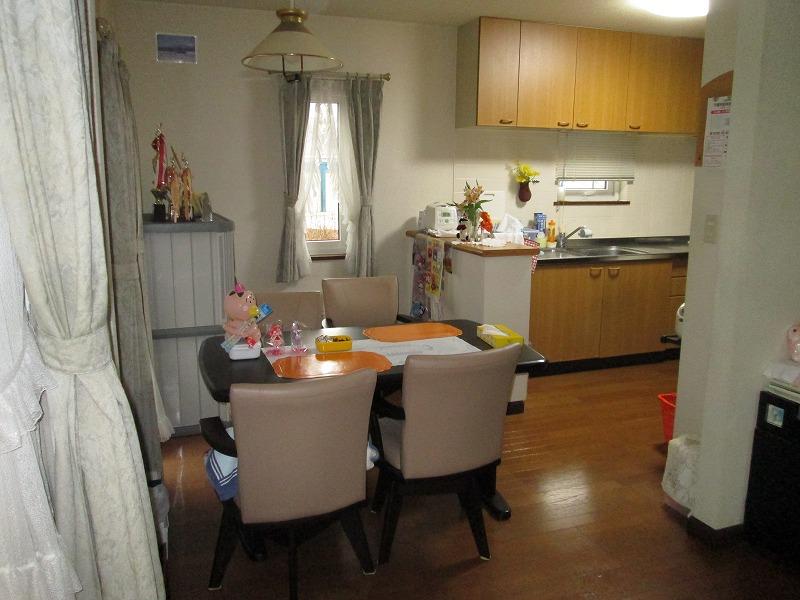 Kitchen. Indoor (11 May 2013) Shooting