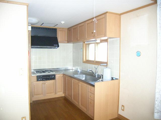 Kitchen. Room (August 2013) Shooting