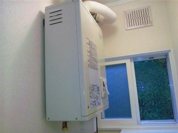 Other introspection. And clean the basin space in the wall-mounted boiler