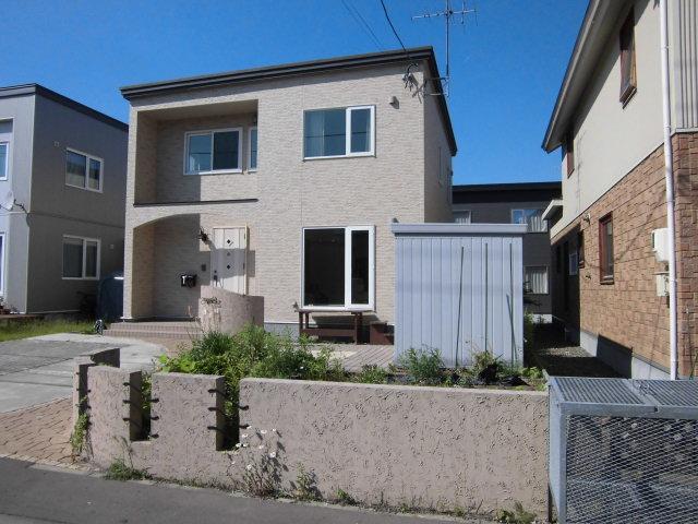 Local appearance photo