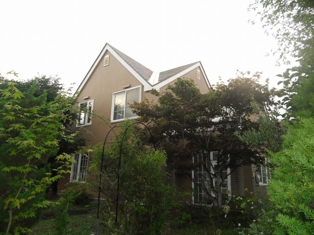 Local appearance photo. Local (10 May 2013) Shooting