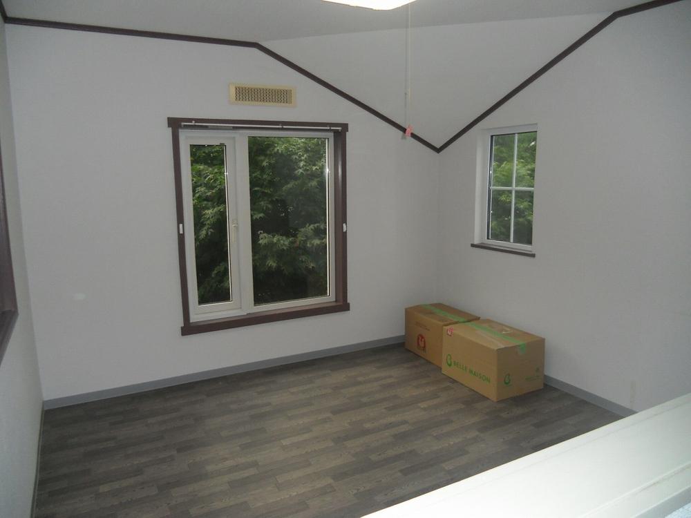 Non-living room. Indoor (10 May 2013) Shooting