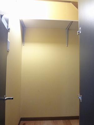 Receipt. Things under the stairs input