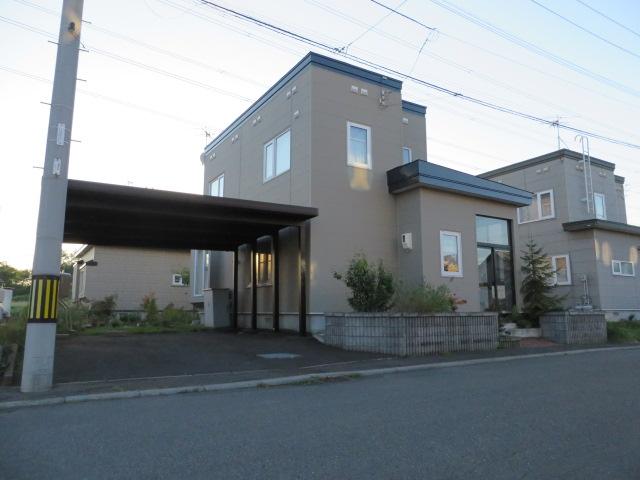 Local appearance photo. Local (10 May 2013) Shooting