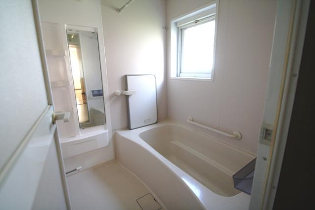 Bathroom. Indoor (September 2013) Shooting