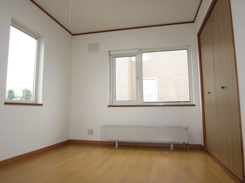 Non-living room. Indoor (September 2013) Shooting