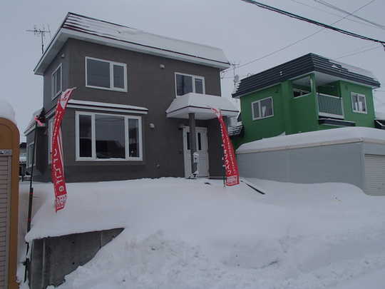 Local appearance photo