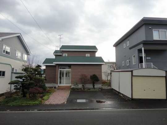 Local appearance photo. Appearance 1