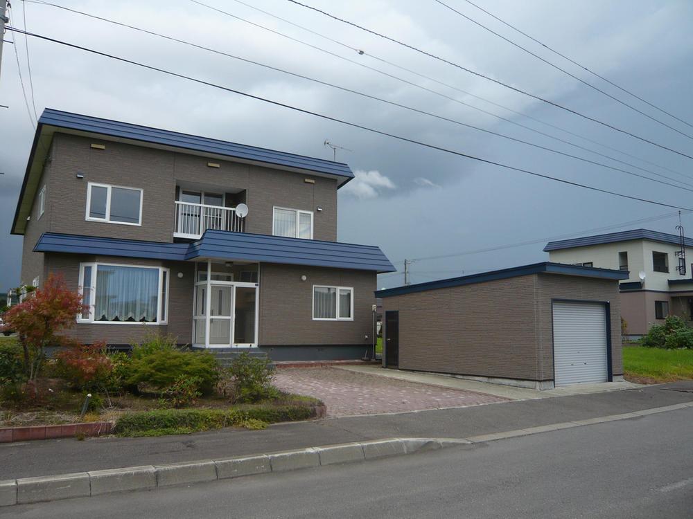 Local appearance photo