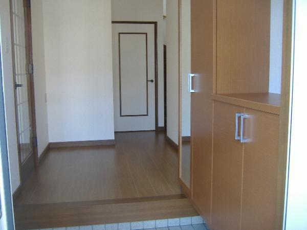 Receipt. Closet is large