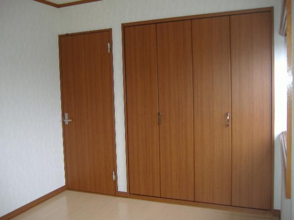 Non-living room. We put a large closet