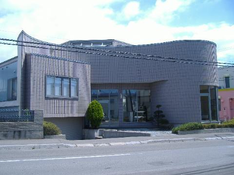 Local appearance photo. Appearance eye-catching