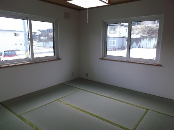Non-living room. First floor Japanese-style room 8 tatami mats