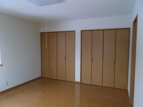 Non-living room. Second floor 10 Pledge Western-style