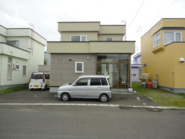 Local appearance photo. local