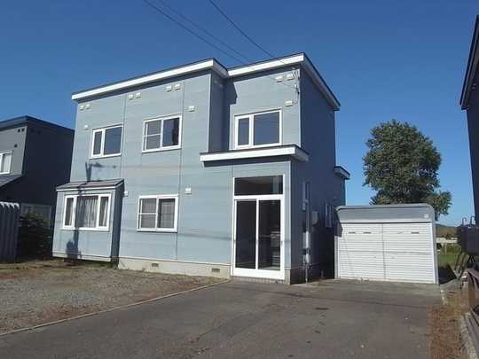 Local appearance photo